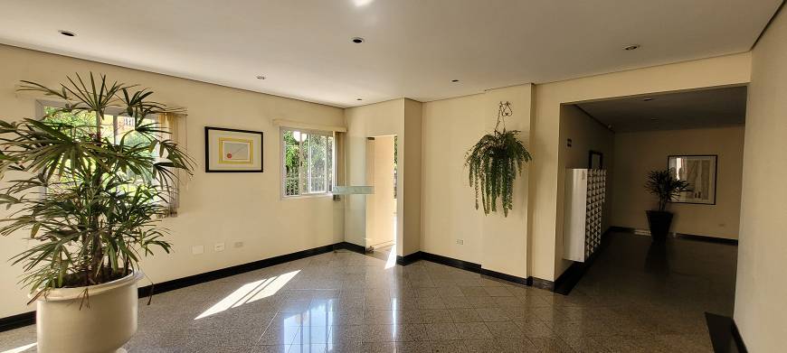 Foto 1 de Apartamento com 2 Quartos à venda, 55m² em Jardim Claudia, São Paulo