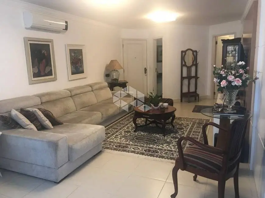 Foto 1 de Apartamento com 4 Quartos à venda, 253m² em Centro, Florianópolis