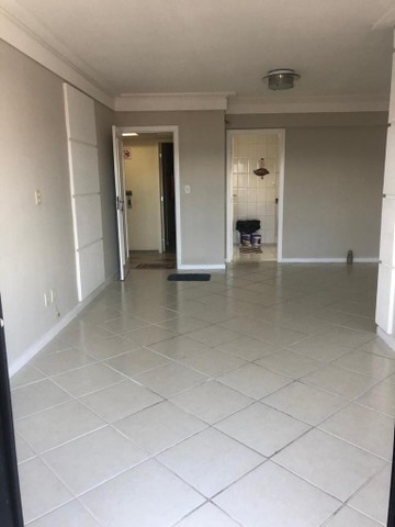 Foto 4 de Apartamento com 4 Quartos à venda, 114m² em Grageru, Aracaju