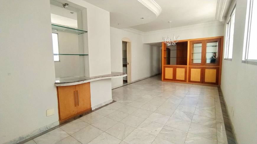 Foto 1 de Apartamento com 4 Quartos à venda, 128m² em Lourdes, Belo Horizonte