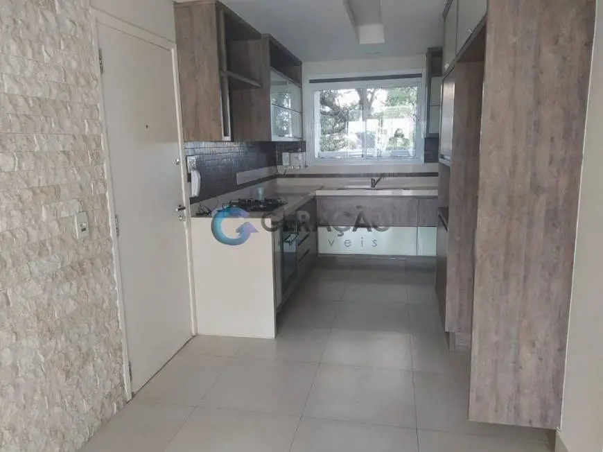 Foto 4 de Apartamento com 4 Quartos à venda, 190m² em Vila Adyana, São José dos Campos