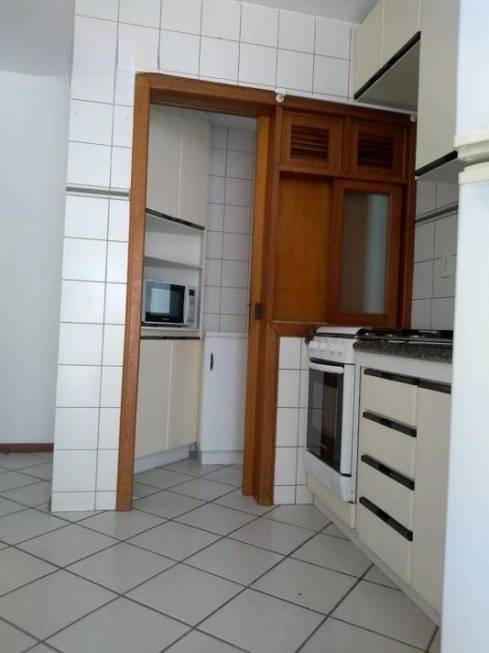 Foto 3 de Apartamento com 2 Quartos à venda, 68m² em Carvoeira, Florianópolis