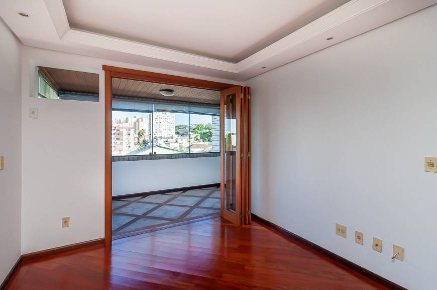 Foto 5 de Apartamento com 2 Quartos para alugar, 97m² em Santana, Porto Alegre