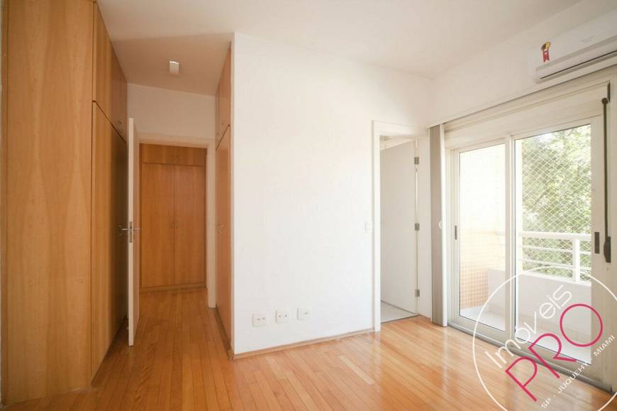 Foto 2 de Apartamento com 3 Quartos para alugar, 129m² em Alto de Pinheiros, São Paulo