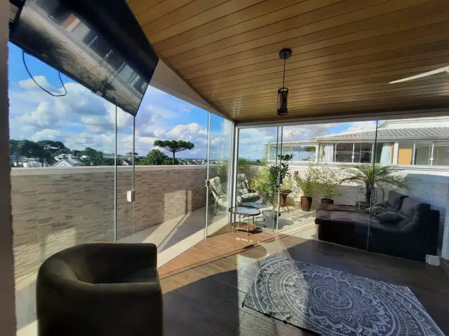 Foto 1 de Apartamento com 3 Quartos à venda, 135m² em Cabral, Curitiba