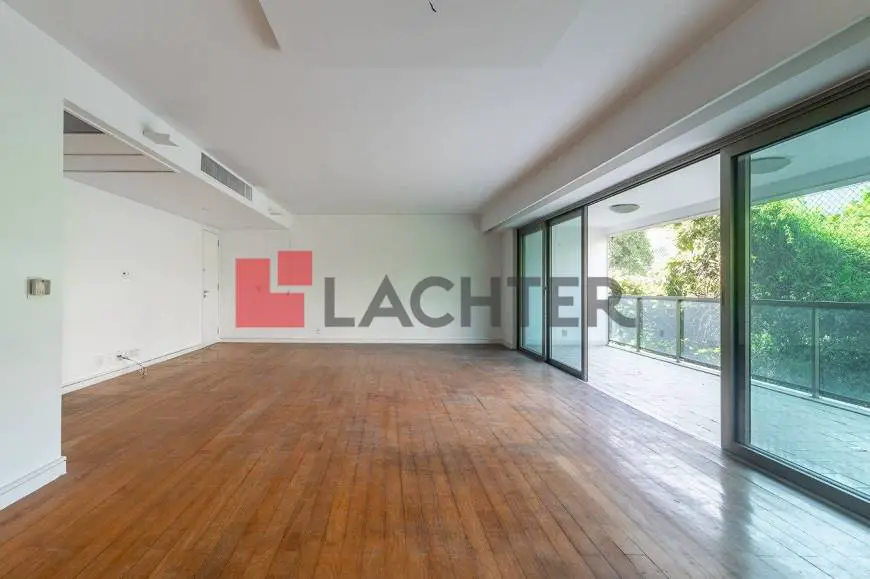 Foto 1 de Apartamento com 3 Quartos à venda, 147m² em Leblon, Rio de Janeiro