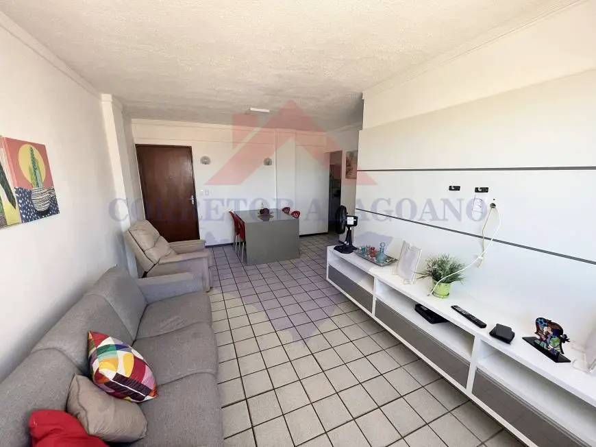 Foto 1 de Apartamento com 3 Quartos para alugar, 95m² em Poço, Maceió
