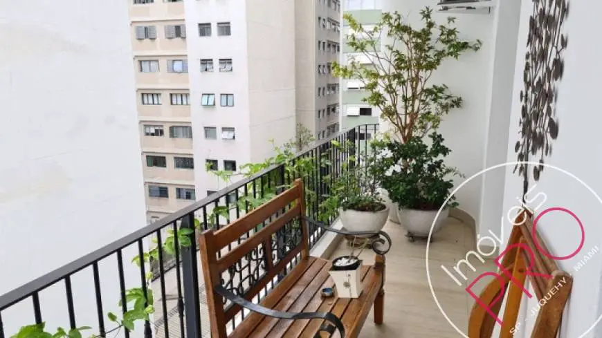 Foto 3 de Apartamento com 4 Quartos para venda ou aluguel, 340m² em Cerqueira César, São Paulo