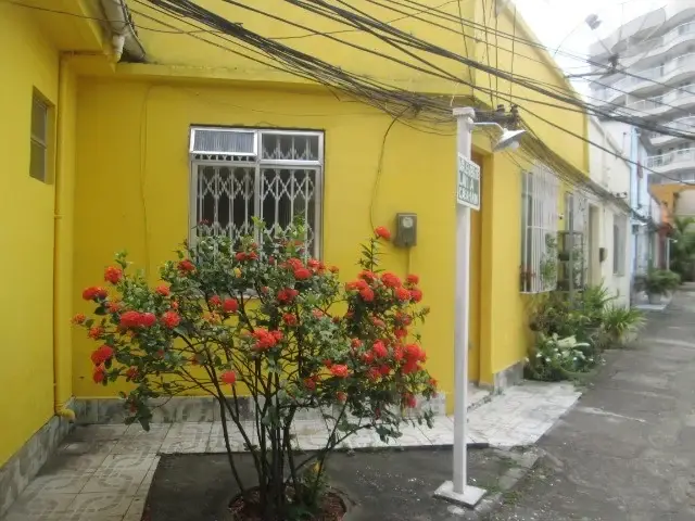 Foto 1 de Casa com 1 Quarto para alugar, 40m² em  Vila Valqueire, Rio de Janeiro