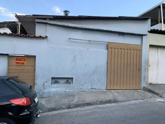 Foto 1 de Casa com 2 Quartos para alugar, 100m² em Primeiro de Maio, Belo Horizonte