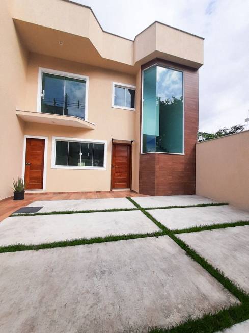 Foto 1 de Casa com 3 Quartos à venda, 263m² em Jardim Guanabara, Macaé