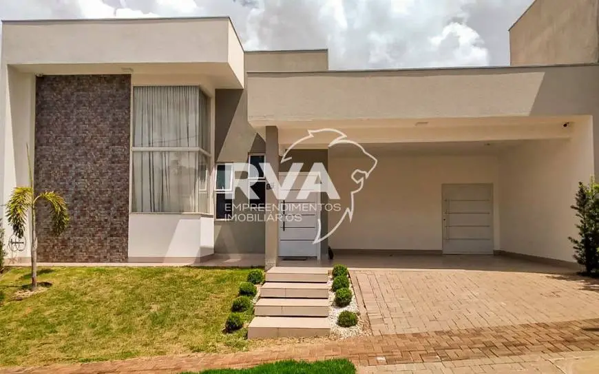 Foto 2 de Casa com 3 Quartos à venda, 218m² em Jardim Guapore, Maringá