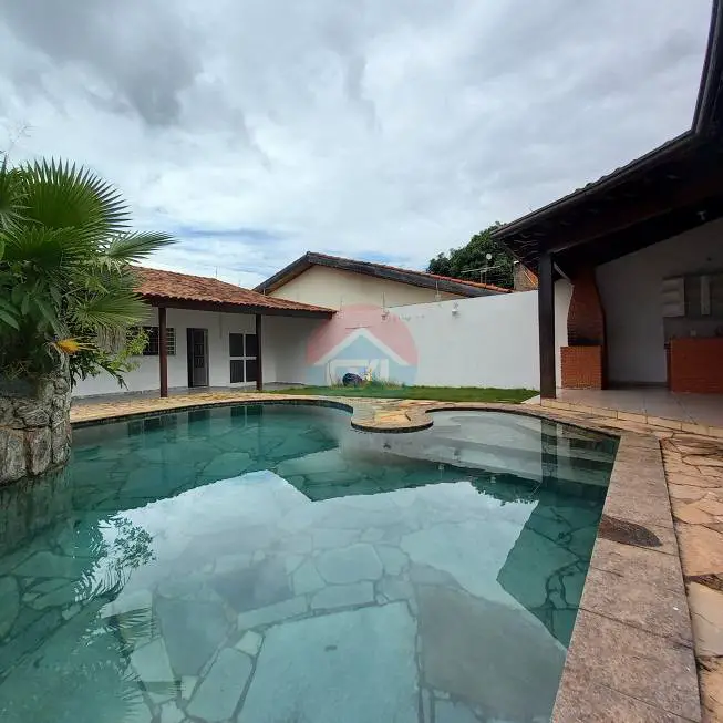 Foto 1 de Casa com 3 Quartos à venda, 363m² em Jardim Shangri-lá, Cuiabá