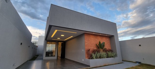 Foto 2 de Casa com 3 Quartos à venda, 250m² em Residencial Villa Suica, Cidade Ocidental