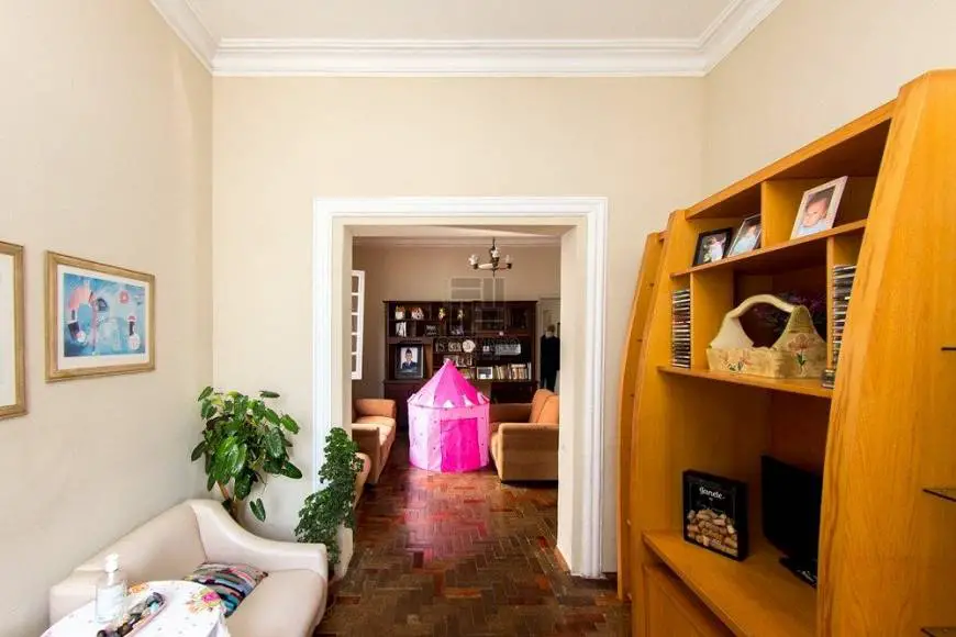 Foto 2 de Casa com 4 Quartos à venda, 191m² em Nossa Senhora do Rosario, Santa Maria