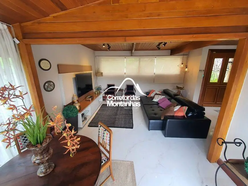 Foto 3 de Casa de Condomínio com 4 Quartos para alugar, 140m² em Arace, Domingos Martins