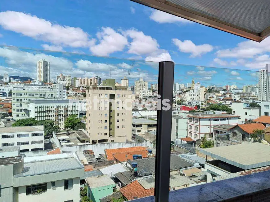 Foto 1 de Cobertura com 4 Quartos à venda, 157m² em Sagrada Família, Belo Horizonte