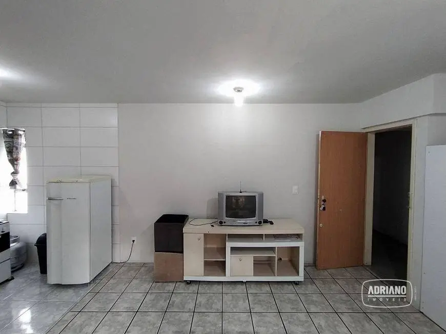 Foto 3 de Kitnet com 1 Quarto para alugar, 29m² em Estreito, Florianópolis