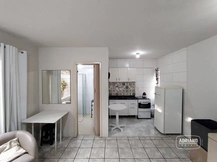 Foto 5 de Kitnet com 1 Quarto para alugar, 29m² em Estreito, Florianópolis