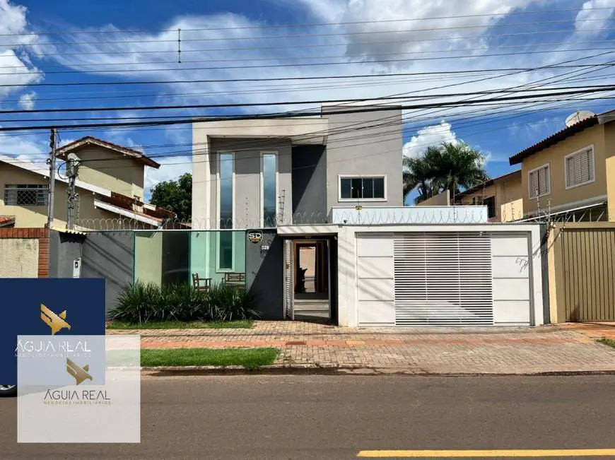 Foto 1 de Sobrado com 4 Quartos à venda, 250m² em Vila Vilas Boas, Campo Grande