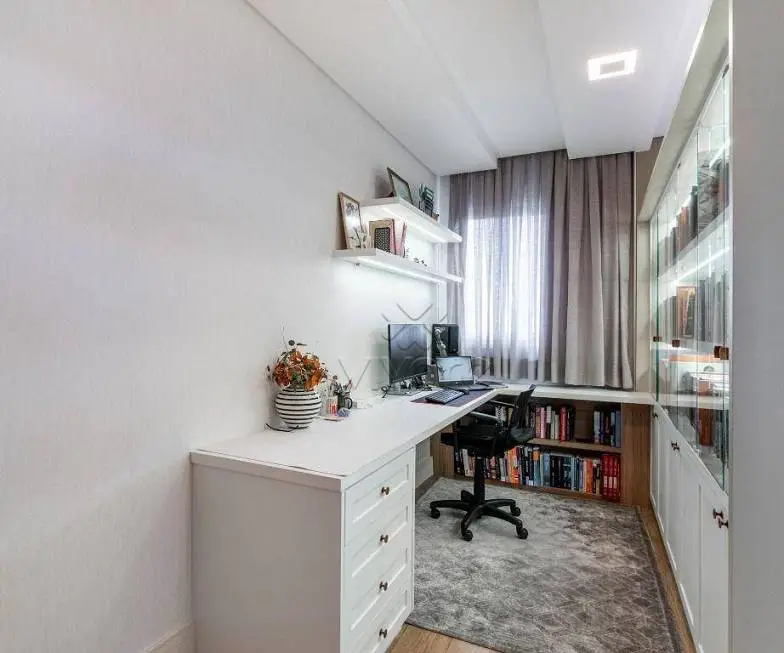 Foto 5 de Apartamento com 2 Quartos à venda, 88m² em Água Verde, Curitiba