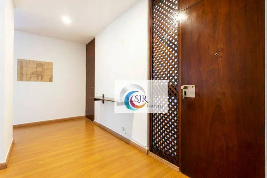 Foto 4 de Apartamento com 2 Quartos para alugar, 200m² em Bela Vista, São Paulo