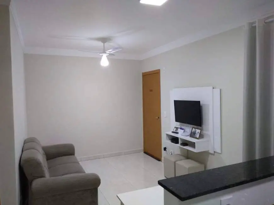 Foto 1 de Apartamento com 2 Quartos à venda, 42m² em Olaria, Salto