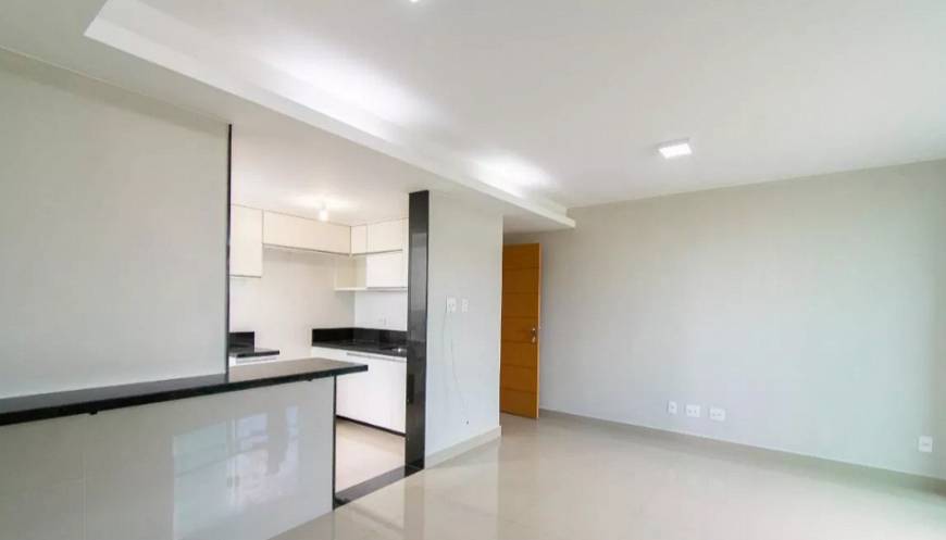 Foto 4 de Apartamento com 2 Quartos para alugar, 60m² em Ouro Preto, Belo Horizonte