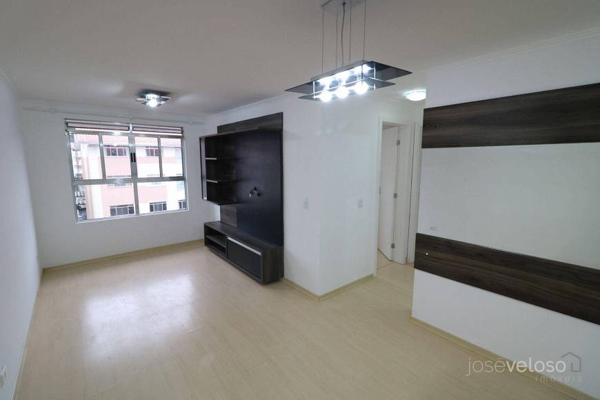 Foto 1 de Apartamento com 2 Quartos para alugar, 50m² em Santa Quitéria, Curitiba