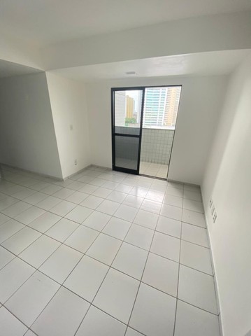 Foto 3 de Apartamento com 2 Quartos à venda, 56m² em Tirol, Natal