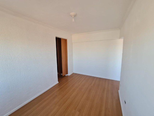 Foto 1 de Apartamento com 2 Quartos à venda, 47m² em Vila Marieta, São Paulo
