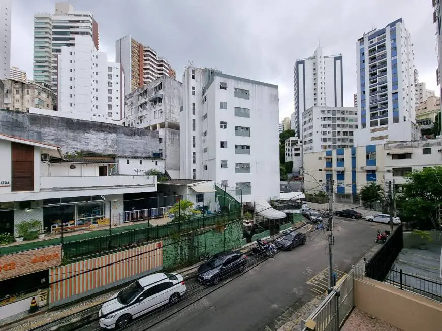 Foto 4 de Apartamento com 3 Quartos à venda, 94m² em Barra, Salvador