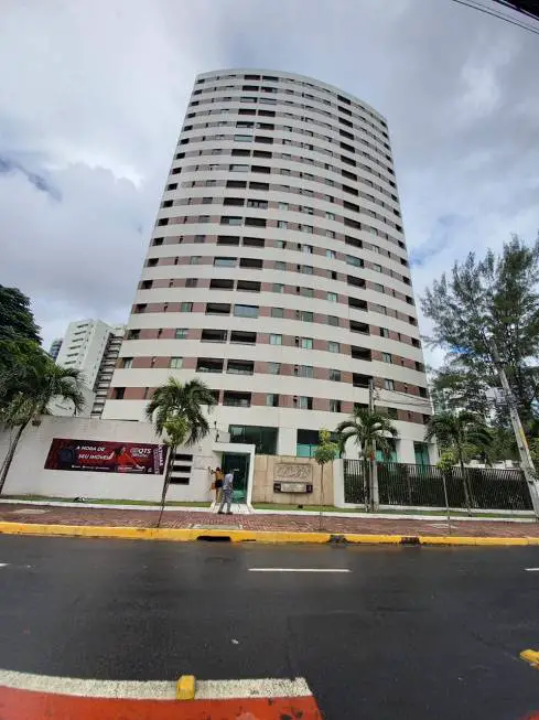Foto 1 de Apartamento com 3 Quartos para alugar, 69m² em Casa Forte, Recife