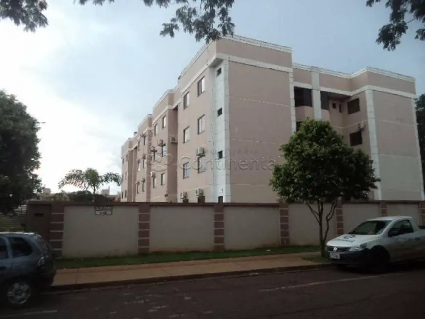 Foto 5 de Apartamento com 3 Quartos para alugar, 63m² em Jardim Universitário, Dourados