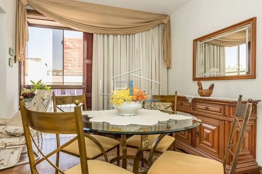 Foto 4 de Apartamento com 3 Quartos à venda, 105m² em Praia de Belas, Porto Alegre