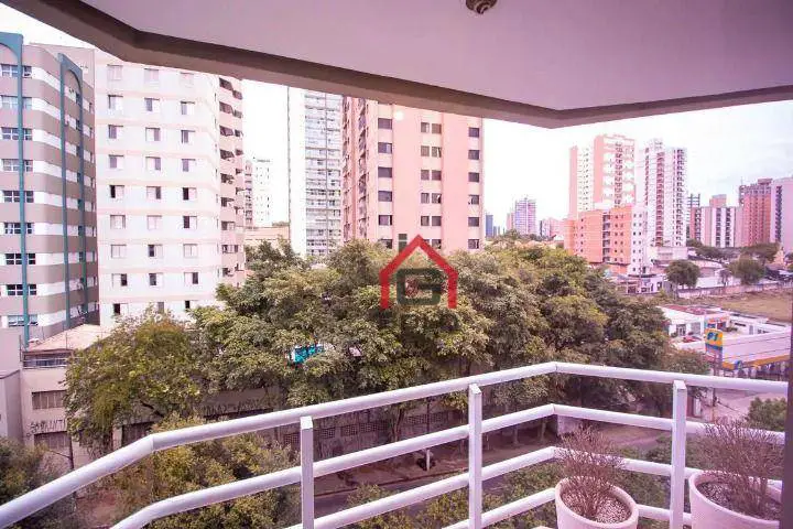 Foto 3 de Apartamento com 3 Quartos para alugar, 135m² em Vila Bastos, Santo André