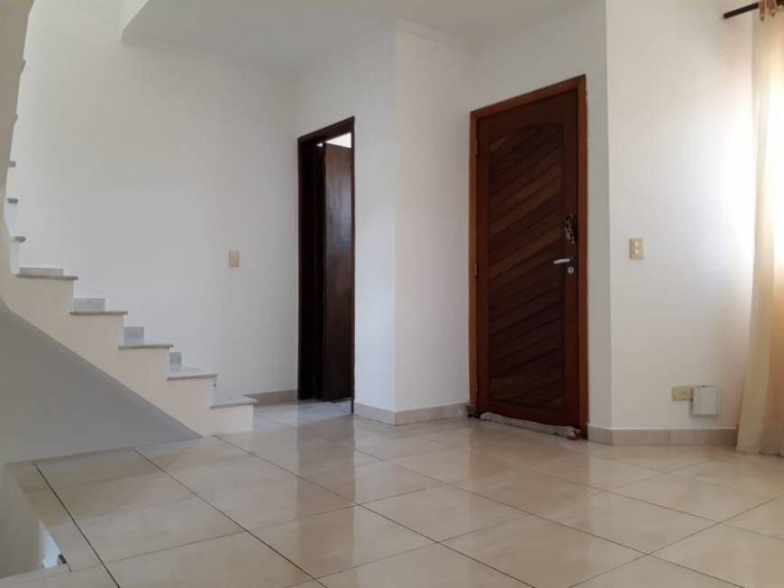 Foto 2 de Casa com 2 Quartos à venda, 160m² em Vila Gustavo, São Paulo