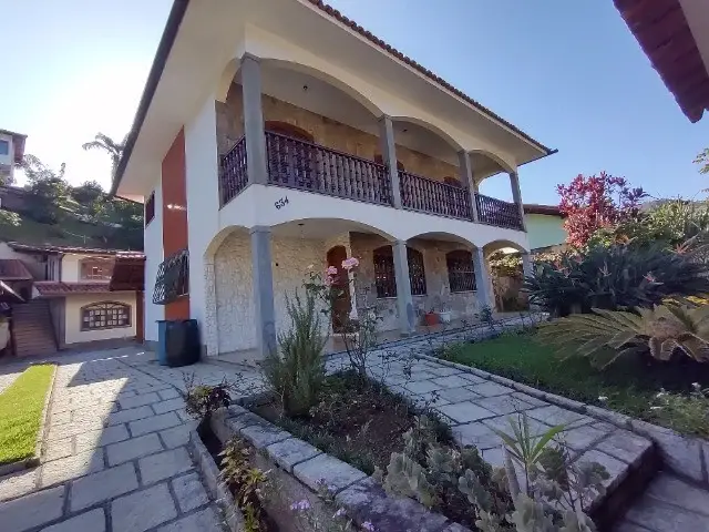 Foto 1 de Casa com 3 Quartos à venda, 145m² em Barra do Imbuí, Teresópolis