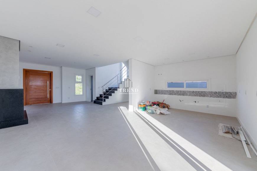 Foto 4 de Casa com 3 Quartos à venda, 200m² em Centro, Gravataí