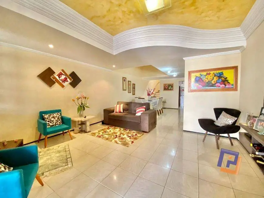 Foto 4 de Casa com 3 Quartos à venda, 200m² em Engenheiro Luciano Cavalcante, Fortaleza