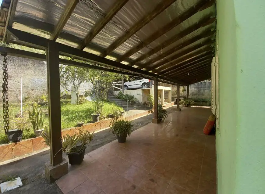 Foto 2 de Casa com 3 Quartos à venda, 100m² em Itaipava, Petrópolis