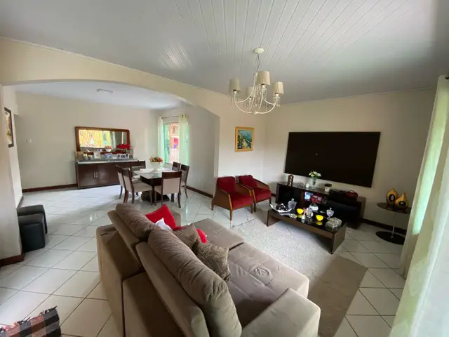 Foto 5 de Casa com 4 Quartos à venda, 250m² em Marambaia, Belém