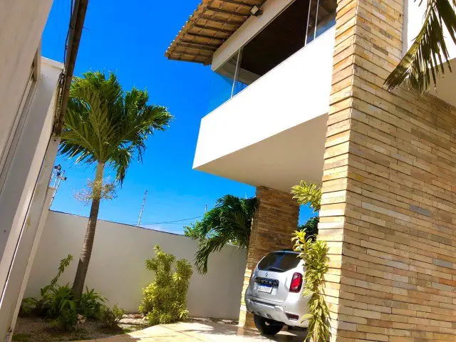Foto 2 de Casa com 4 Quartos à venda, 250m² em Pajuçara, Natal