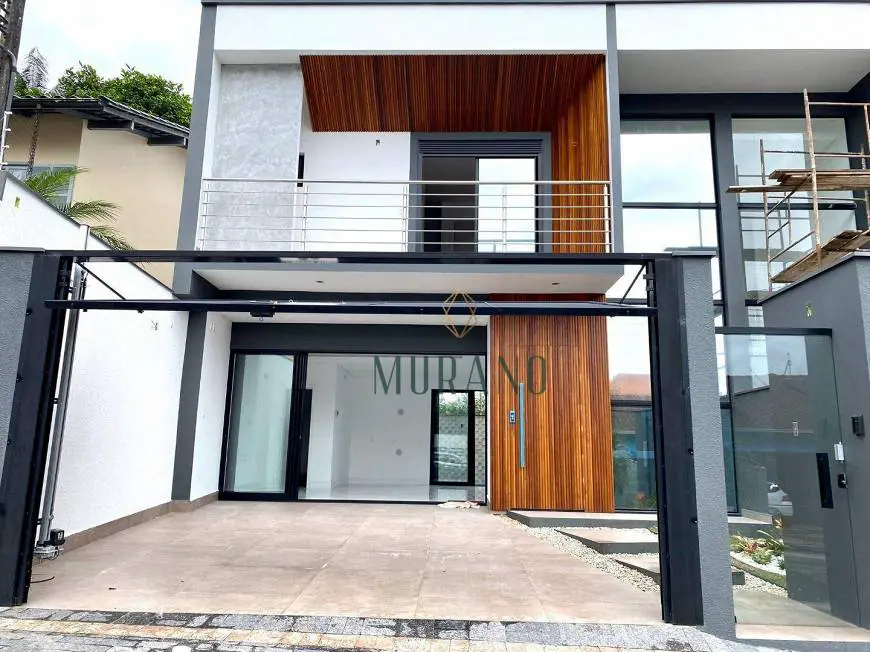Foto 1 de Casa de Condomínio com 3 Quartos à venda, 160m² em Saguaçú, Joinville