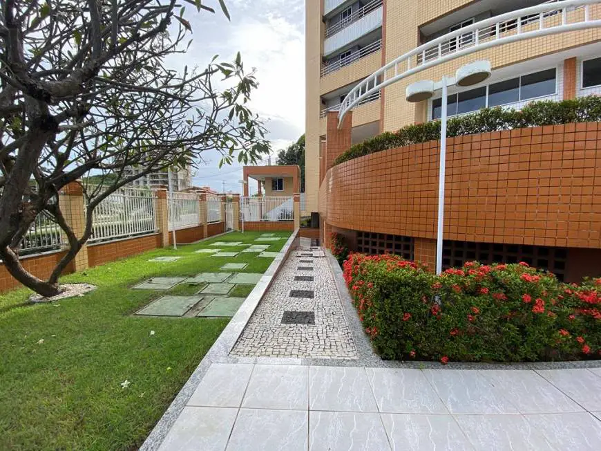Foto 2 de Apartamento com 2 Quartos à venda, 65m² em Engenheiro Luciano Cavalcante, Fortaleza