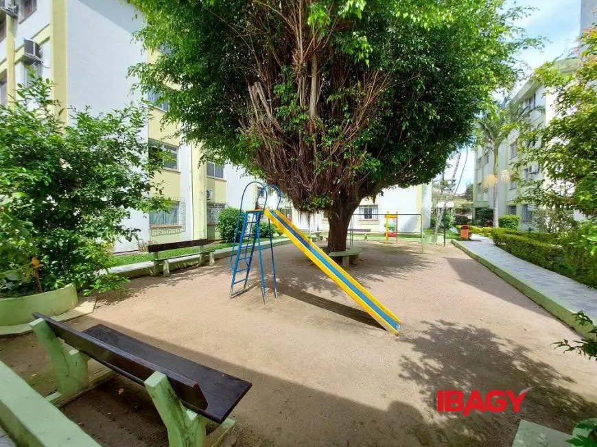 Foto 4 de Apartamento com 2 Quartos para alugar, 44m² em Estreito, Florianópolis