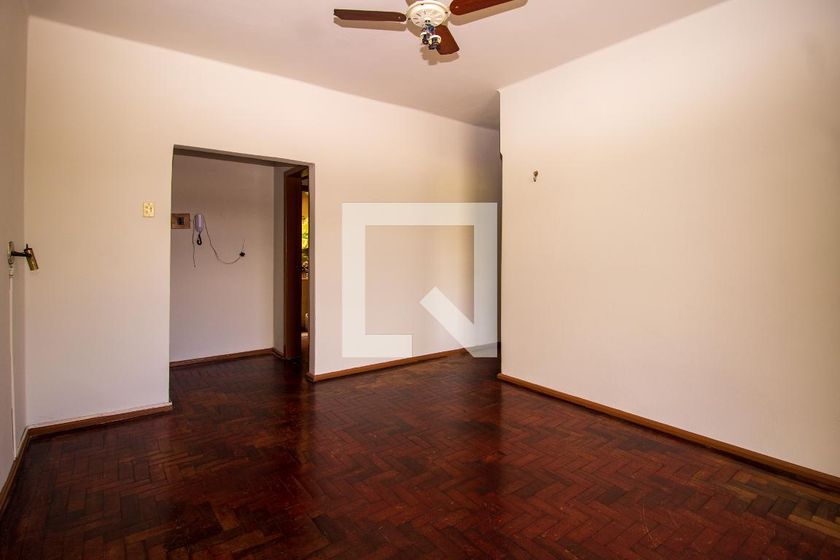 Foto 4 de Apartamento com 2 Quartos para alugar, 75m² em Glória, Porto Alegre