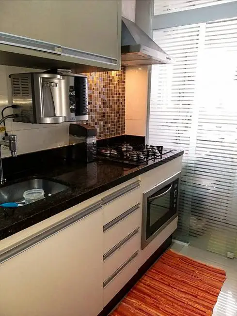 Foto 1 de Apartamento com 2 Quartos à venda, 70m² em Vila Suzana, São Paulo