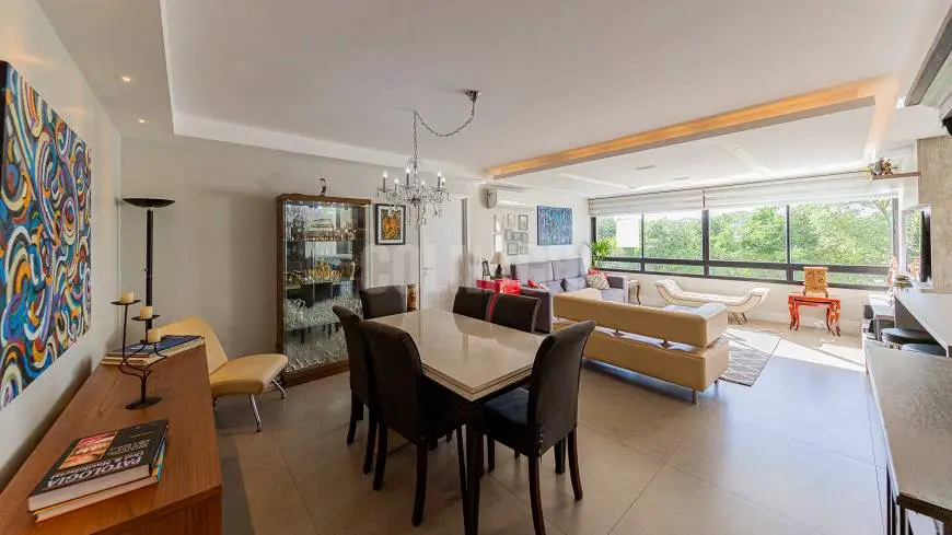 Foto 1 de Apartamento com 3 Quartos à venda, 124m² em Chácara das Pedras, Porto Alegre