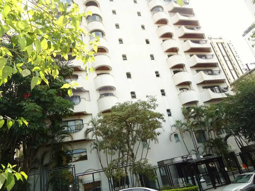 Foto 1 de Apartamento com 3 Quartos para alugar, 160m² em Pacaembu, São Paulo